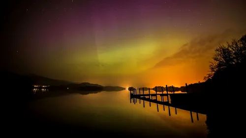 FENOMEN RAR: Aurora boreală, vizibilă miercuri dimineață pe cerul Ungariei