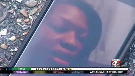 Ce a pățit o tânără în timp ce transmitea live pe Facebook: 