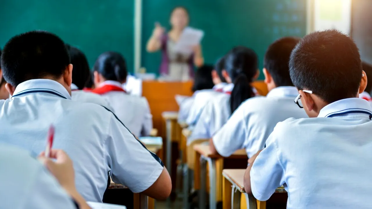 Dezastru la testele PISA: România trece de pragul de 50% la 