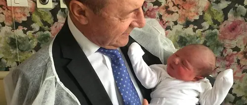 Elena Băsescu a născut o fetiță, anunță fostul președinte Traian Băsescu