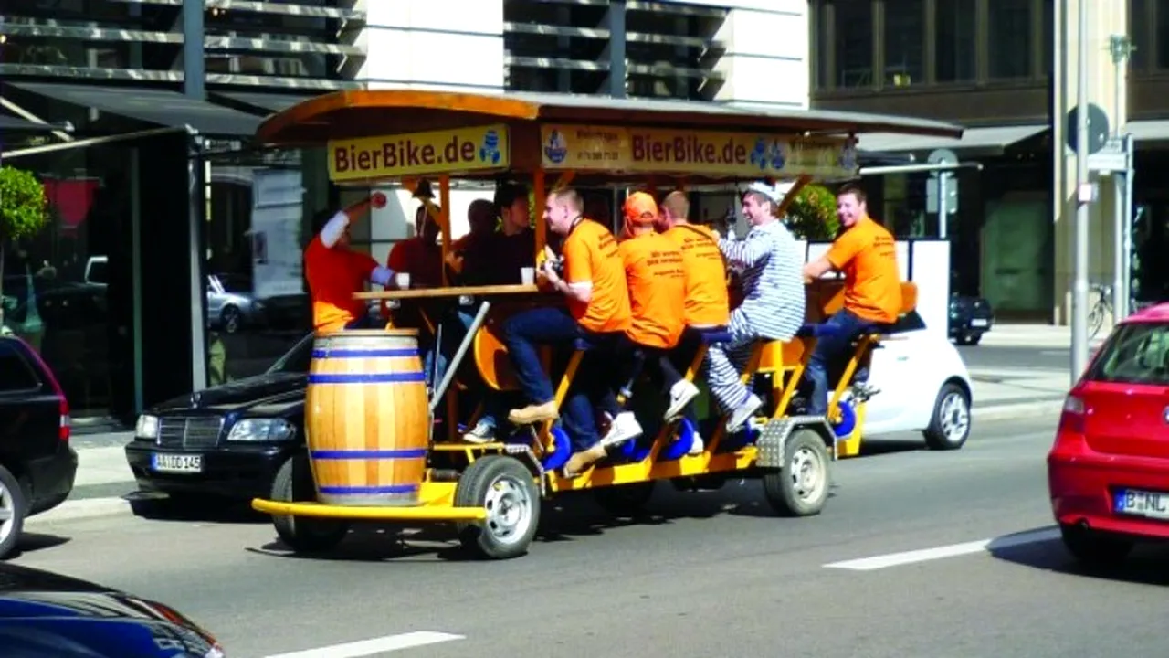 Cea mai nouă formă de distracție pe litoralul românesc. Pedalezi și bei