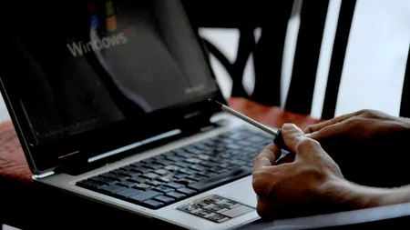 De la o afacere începută în facultate a ajuns să vândă 9.000 de laptopuri cu un magazin online