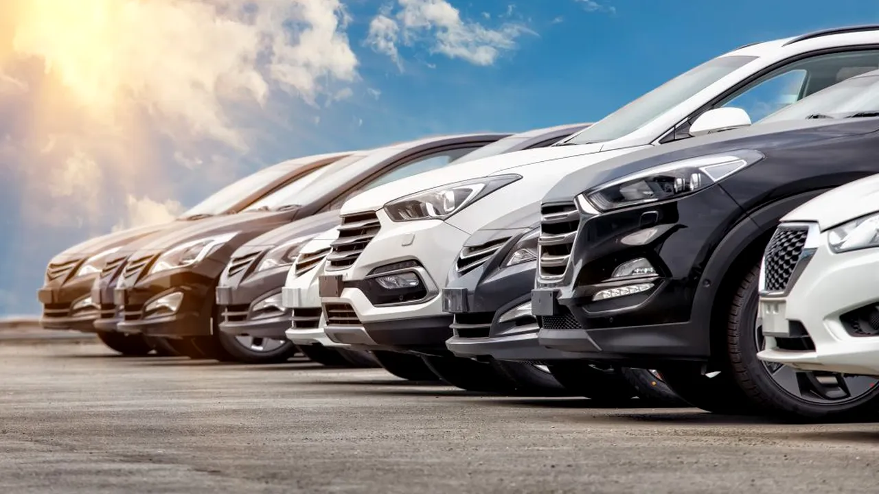 Piața auto în pandemie. Înmatriculările de mașini noi în 2020, scădere de peste 21% față de 2019. Dacia, în topul mărcilor