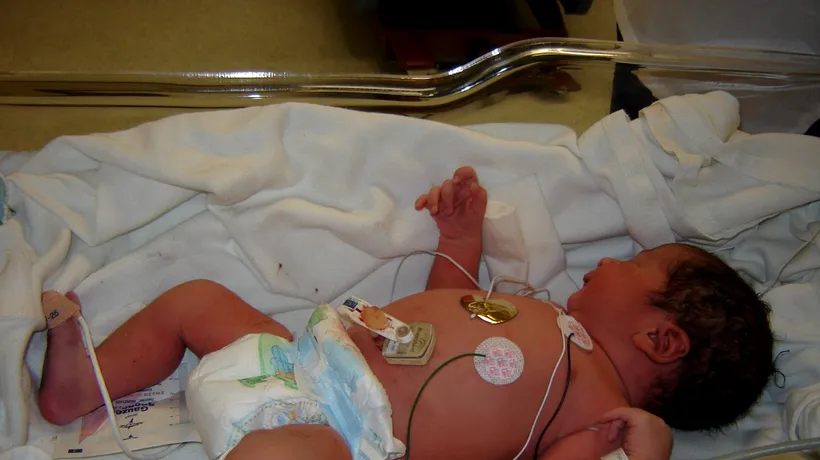 O asistentă medicală din județul Cluj i-a injectat adrenalină în venă unui bebeluș, în loc să-i facă aerosoli. Cum a reacționat conducerea spitalului