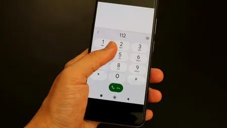 STS: Peste 1.700 de apeluri la 112 referitoare la NEREGULI în secţiile de votare, înregistrate în ziua alegerilor