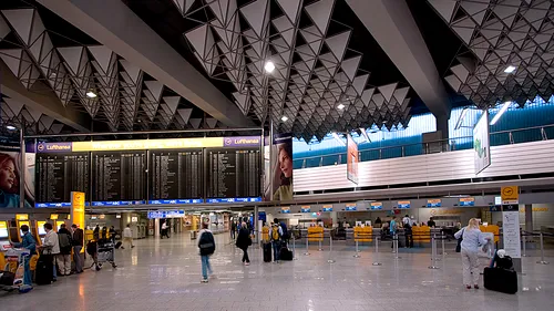 Un terminal al aeroportului din Frankfurt, evacuat în urma unei alerte de securitate