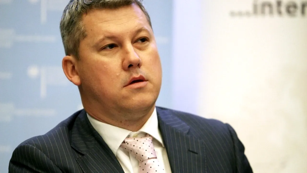 Predoiu vrea să trimită în opoziție 