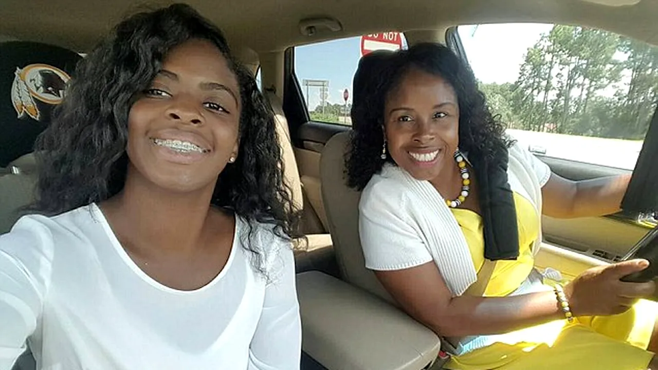 Adevărul pe care l-a aflat la 18 ani i-a dat întreaga existență peste cap. Cine erau de fapt părinții acestei tinere