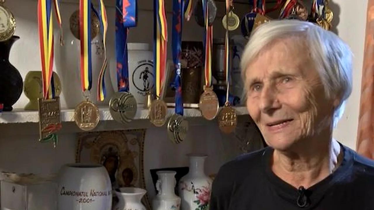 Are 90 de ani și e campioană mondială de veterani la 10 km marș. Elena Pagu: 