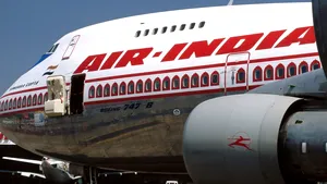 O pasageră a pierdut avionul morții din India pentru că a întârziat 10 minute la aeroport. Blocajul din trafic i-a SALVAT viața femeii