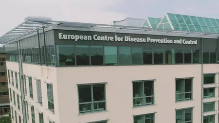 Raport ECDC: Măsurile restrictive actuale luate de România nu sunt suficiente. Numărul de noi cazuri de coronavirus și de decese va continua să crească