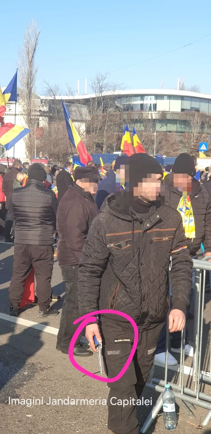 VIOLENȚE la protestele din Piața Victoriei