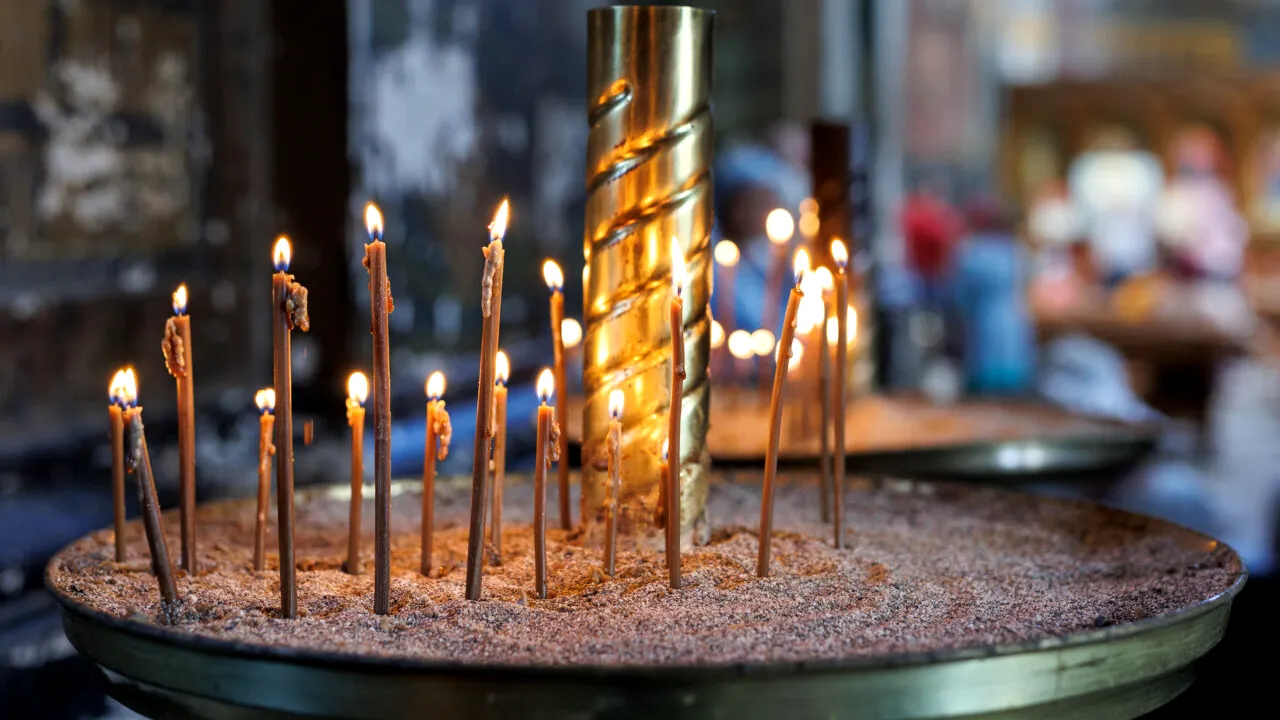 Moșii de iarnă 2025. Când sunt MOȘII de iarnă. Semnificații și obiceiuri de Sâmbăta Morților