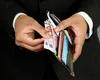 Salariile au pierdut cursa cu inflația! INS anunță o creștere a venitului mediu cu doar 0.6%, în timp ce inflația se apropie de 8%