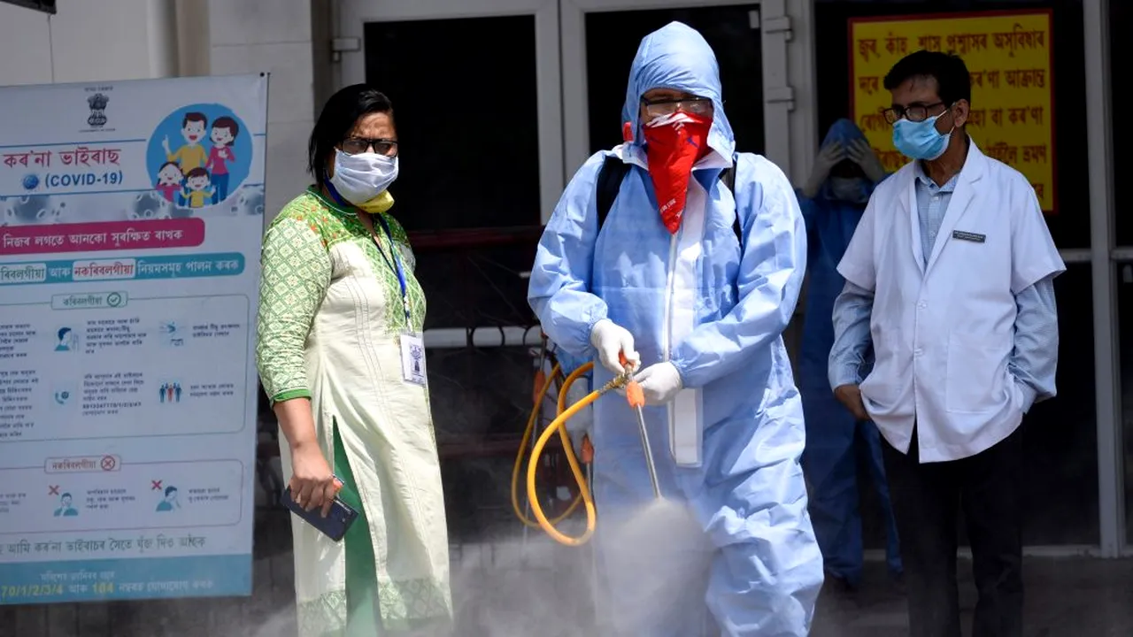 Record sumbru în India: Peste opt ​​milioane de infectări cu noul coronavirus