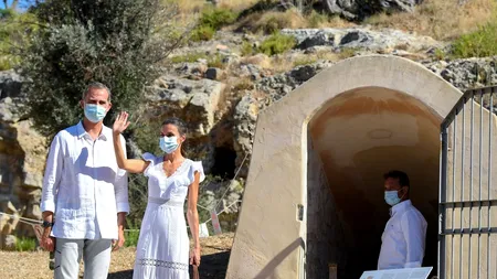 Regele Spaniei Felipe are Covid-19 și va sta în izolare timp de 7 zile. Care este starea Reginei Letizia