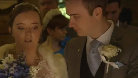 A stat 10 ani într-un scaun cu rotile. În ziua nunții a făcut un gest incredibil. „este o sursă de inspirație