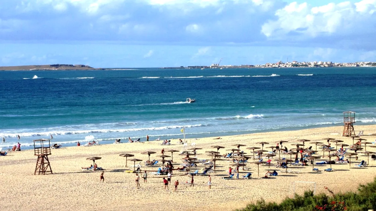 Paradisul tropical, ideal de vizitat în luna februarie. Include o zonă culturală ce face parte din patrimoniul UNESCO