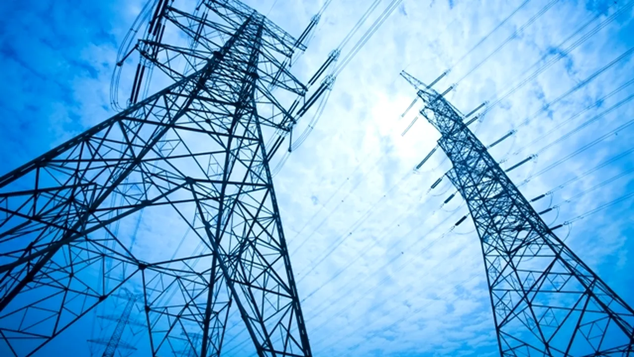 Peste 2.200 de sate nu au curent electric. Câți bani promite Ministerul Economiei că va investi pentru racordarea lor la rețeaua de electricitate până în 2016