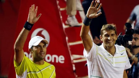 Stanislas Wawrinka a abandonat proba de dublu de la Beijing, perechea Tecău/Mirnîi va juca finala