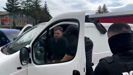 TÂLHARUL PĂGUBOS din Iași a fost capturat în Suceava. DULAP a jefuit o BANCĂ, dar nu s-a ales cu nici un leu