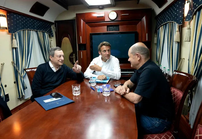 Președintele Franței, Emmanuel Macron, cancelarul Germaniei, Olaf Scholz, și premierul Italiei, Mario Draghi / Sursa foto: Profimedia