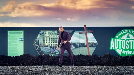 „Doliu” pentru primul metru autostradă din Moldova. Ștefan Mandachi l-a îngropat și i-a pus cruce! (FOTO)