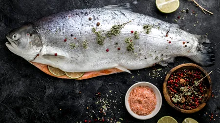 Ce pește conține mai mult Omega-3 și colagen decât somonul și tonul. Este și mai ieftin ca preț