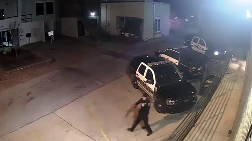 Un polițist de 27 de ani din Arkansas, „executat în mașină cu zece focuri de armă - VIDEO
