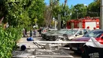 Un balcon al unui bloc din București a căzut peste o mașină. Ce măsuri au luat reprezentanții Inspectoratului de Stat în Construcții