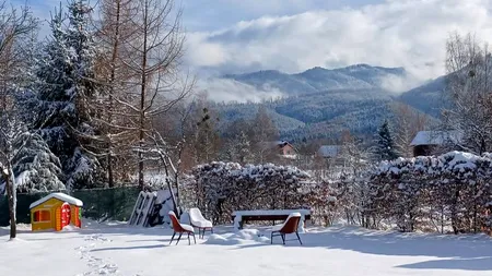 SATUL din România construit în stil brâncovenesc cu cel mai lung nume. A devenit o destinație de vacanță superbă care atrage tot mai mulți turiști