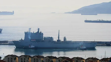 Marea Britanie se pregătește să trimită o a doua navă în Marea Mediterană. RFA Lyme Bay este dotată cu facilități medicale și poate transporta trupe, vehicule și muniție