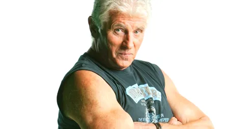 SZOBI CSEH A MURIT. Medic: 