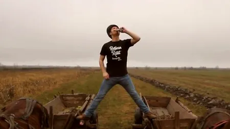 VIDEO: Un moldovean a făcut o parodie la reclama cu Jean Claude van Damme