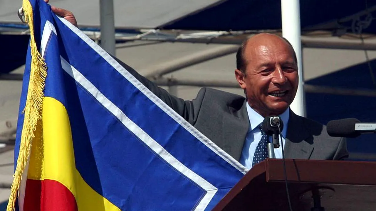 Băsescu le urează 