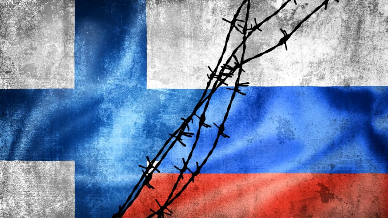 O țară europeană inițiază un proiect de lege care interzice achiziția de proprietăți imobiliare de către ruși