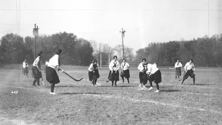 LONDRA 2012- HOCHEI PE IARBĂ. Al doilea cel mai popular sport pe echipe din lume, la începuturi. GALERIE FOTO