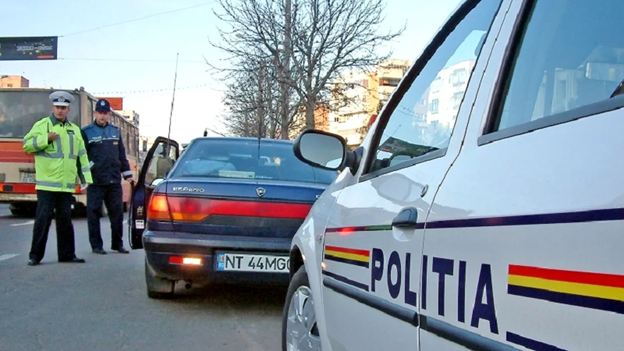 Moment de STUPEFACȚIE azi în Poliția Română. Unui polițist aflat la volan i s-au cerut „actele la control