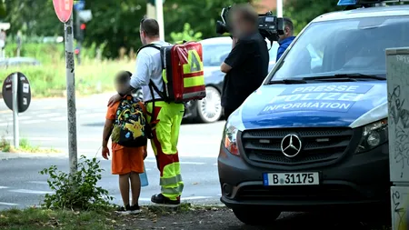 INCIDENT grav la Berlin. O mașină a intrat într-un grup de oameni. Mai multe persoane, majoritatea copii, au fost rănite