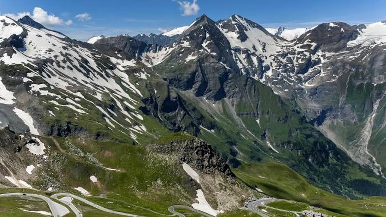 Un alpinist austriac și-a abandonat iubita în Alpi. Femeia a murit înghețată pe vârful Grossglockner