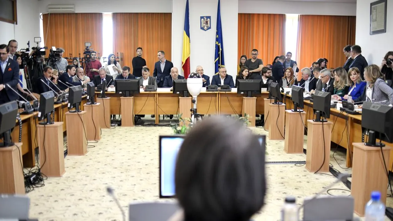 ALERTĂ LA PALATUL VICTORIA. Trei angajați ai Guvernului, suspecţi de coronavirus