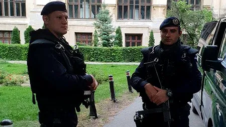 Răspunsul Jandarmeriei, după ce a fost acuzată că a adus agenți înarmați la protestul din Piața Victoriei