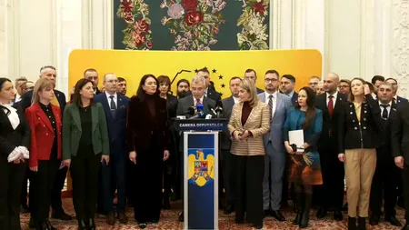 AUR nu renunță la moțiunea de cenzură/ Petrișor PEIU: Textul e scris. Am hotărât să așteptăm semnăturile colegilor senatori și deputați de la USR