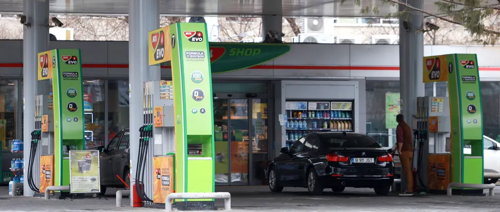 Prețul benzinei și al motorinei a CRESCUT din nou. Cât costă acum carburanții
