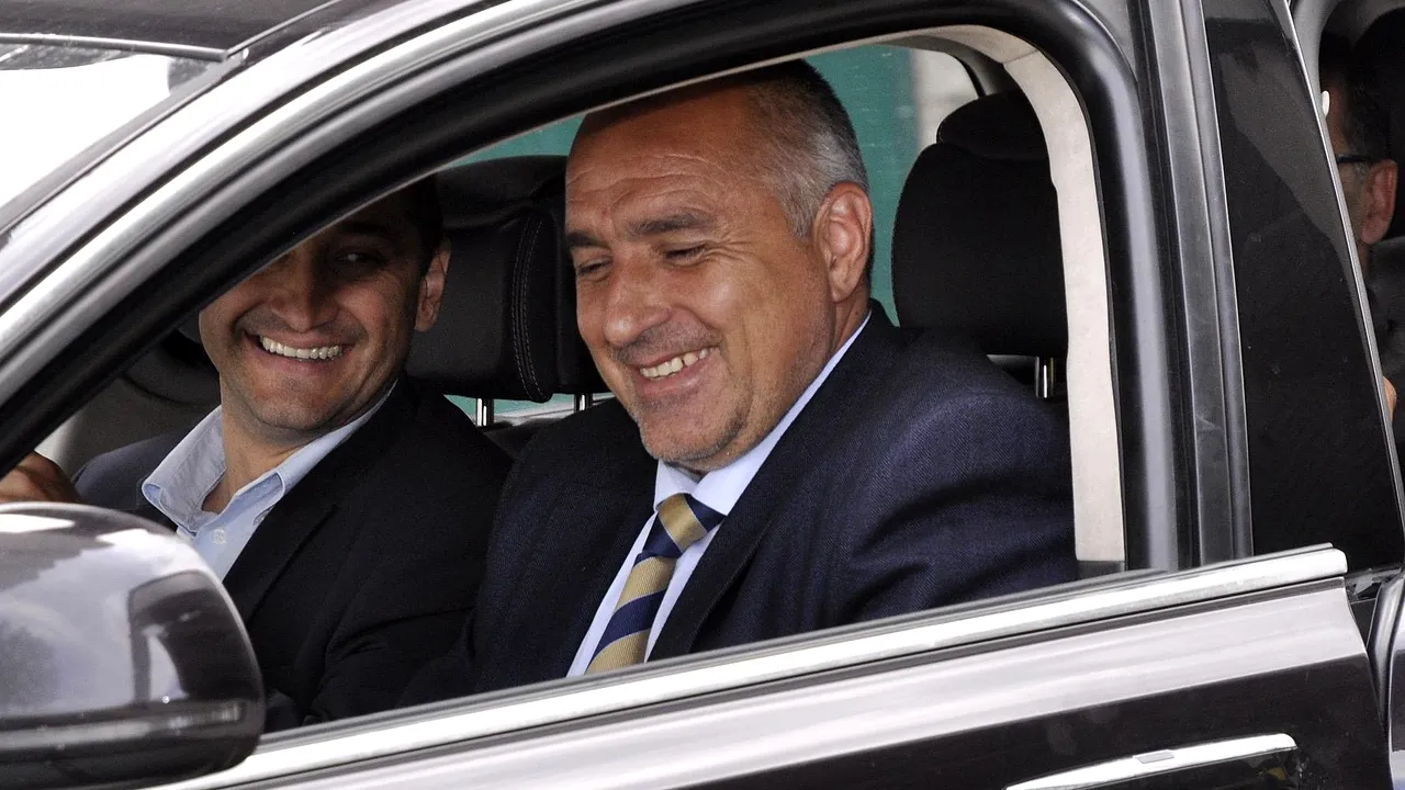 Premierul bulgar îl ia peste picior pe Iohannis: Vrem iahturi, turiști și dragoste, nu fregate la Marea Neagră