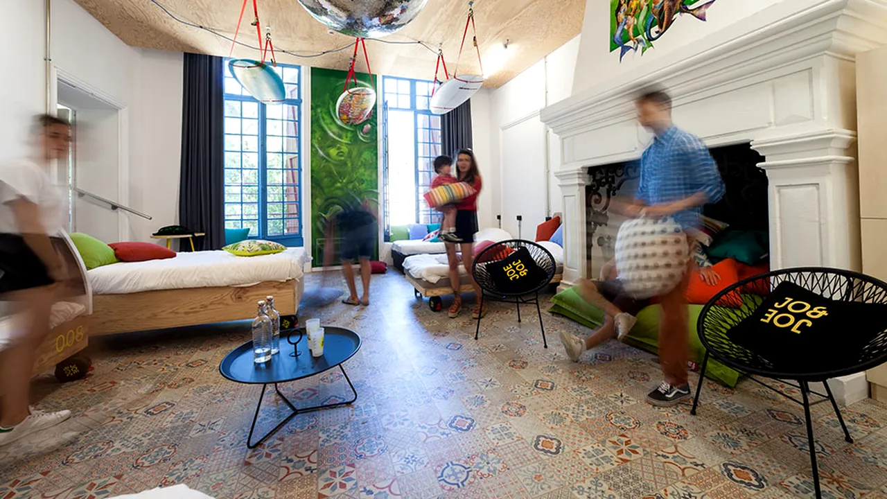 Experții de la CDC, recomandări cu privire la întâlnirile desfășurate în interior