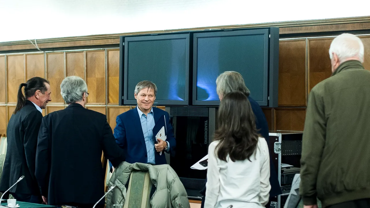 Cioloș s-a întâlnit cu foști mari campioni ai României, 