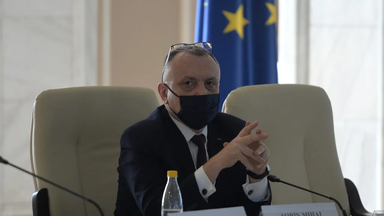 Ministrul Educației anunță când va fi luată decizia de redeschidere a școlilor