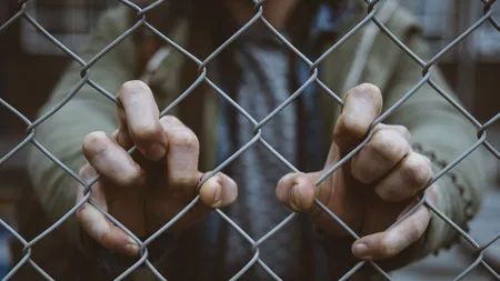 El Salvador a acceptat să primească din SUA persoane deportate de orice naţionalitate, inclusiv cetățeni americani condamnați!