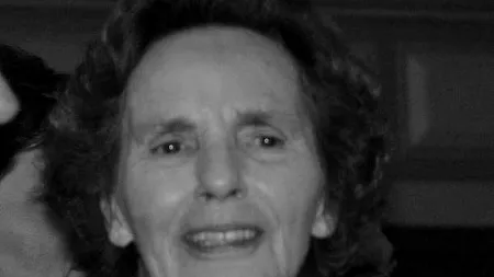 Anunțul MApN referitor la funeraliile Reginei Ana